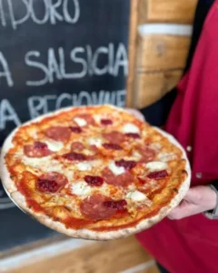 Pizza z salami