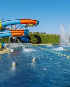 Zjeżdżalnie i hydromasaże