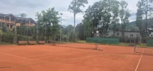 Korty tenisowe w Parku Józefa Piłsudskiego w Zakopanem