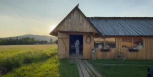 Szałas góralski o zachodzie słońca